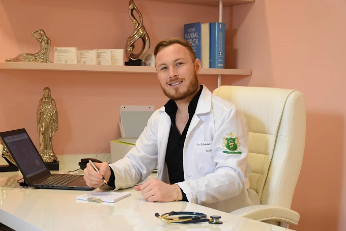 Dr. Adrialdo Conrado